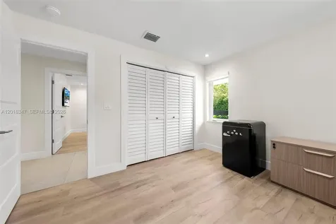 9201 SW 102nd Street Miami FL 33176