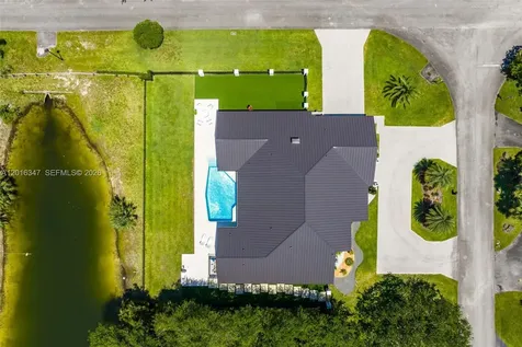9201 SW 102nd Street Miami FL 33176