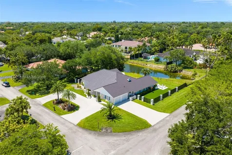 9201 SW 102nd Street Miami FL 33176
