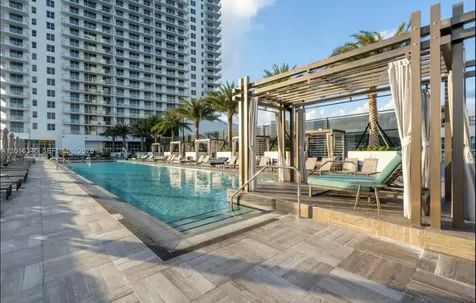 4111 S Ocean Drive Hollywood FL 33019