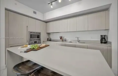 4111 S Ocean Drive Hollywood FL 33019