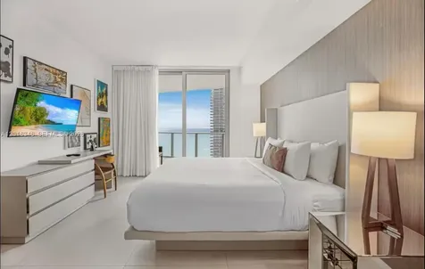 4111 S Ocean Drive Hollywood FL 33019