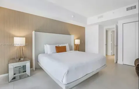 4111 S Ocean Drive Hollywood FL 33019