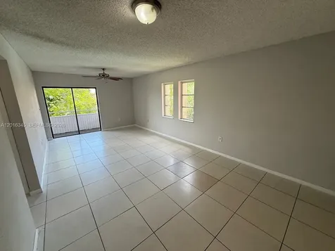 17530 NW 68th Avenue Hialeah FL 33015