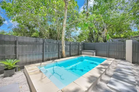 4721 NW 6th Avenue Miami FL 33127