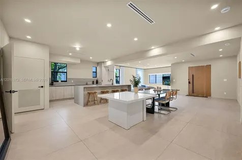 4721 NW 6th Avenue Miami FL 33127