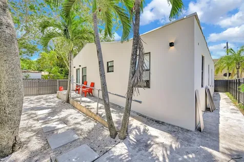 4721 NW 6th Avenue Miami FL 33127