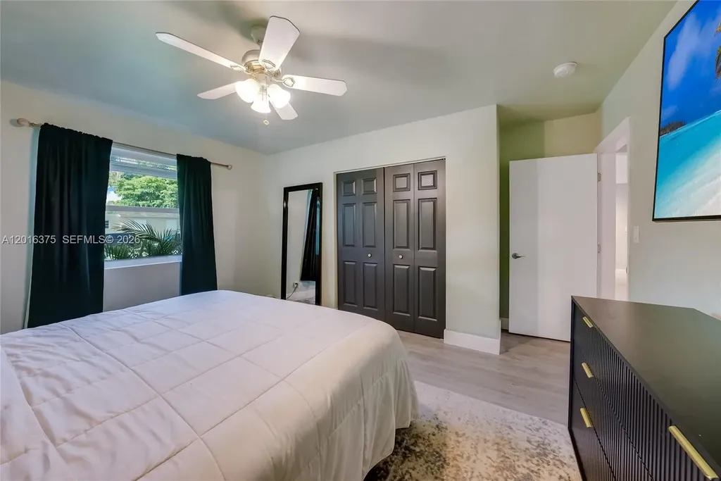 2747 Dewey Street Hollywood FL 33020