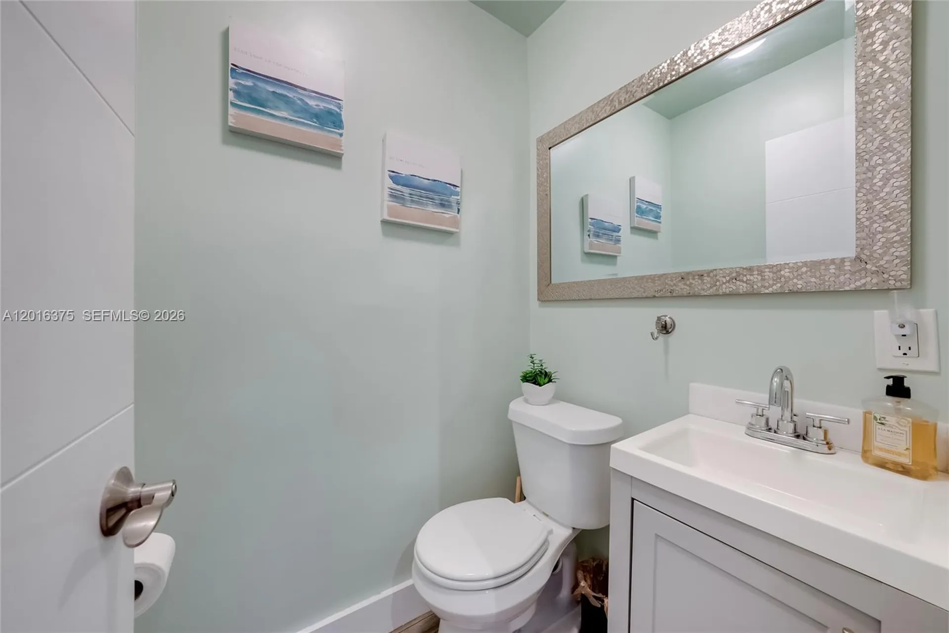 2747 Dewey Street Hollywood FL 33020