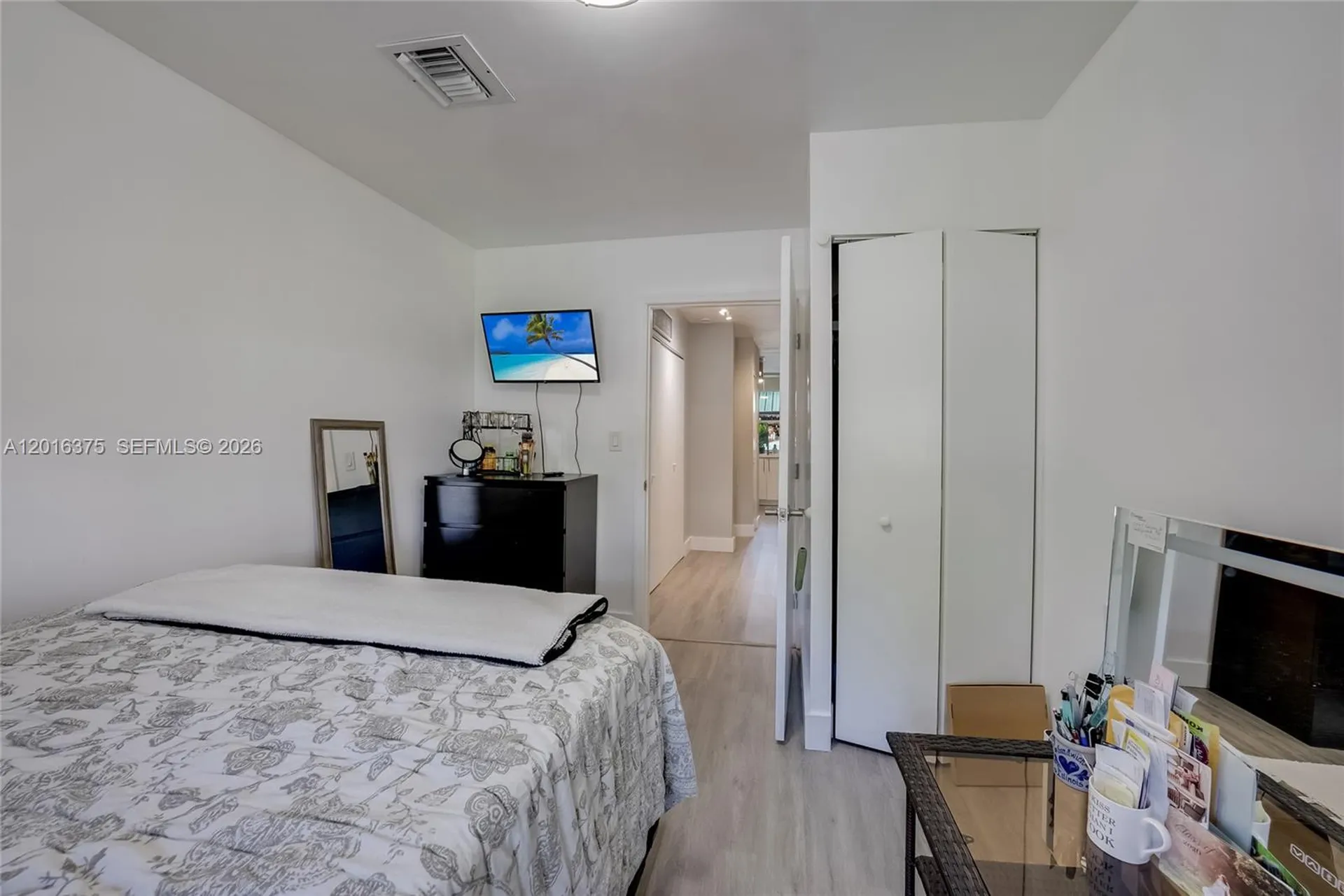 2747 Dewey Street Hollywood FL 33020