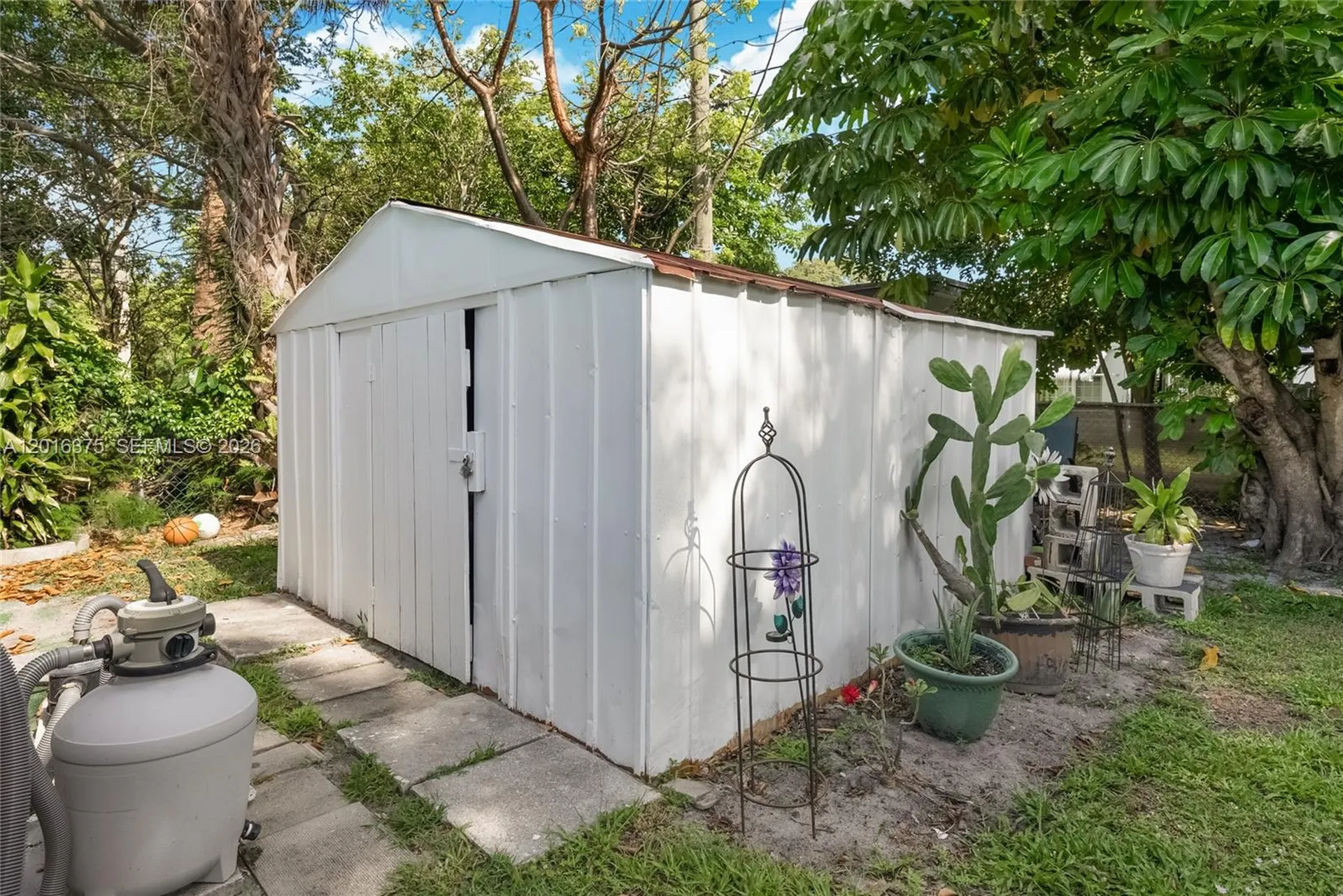 2747 Dewey Street Hollywood FL 33020
