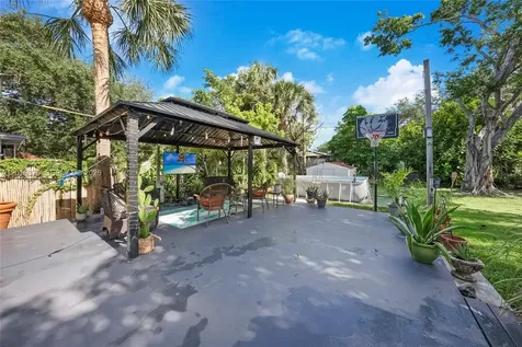 2747 Dewey Street Hollywood FL 33020
