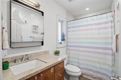 7830 SW 53rd Place Miami FL 33143