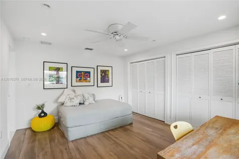 7830 SW 53rd Place Miami FL 33143