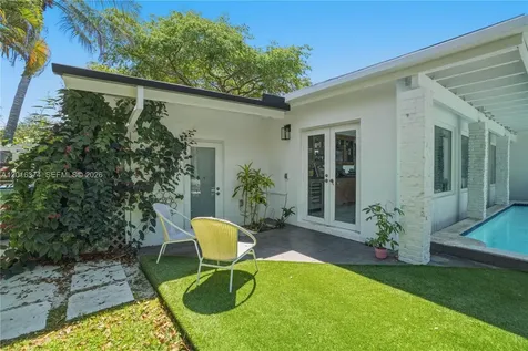 7830 SW 53rd Place Miami FL 33143
