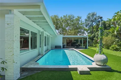 7830 SW 53rd Place Miami FL 33143