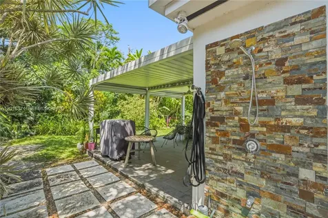 7830 SW 53rd Place Miami FL 33143