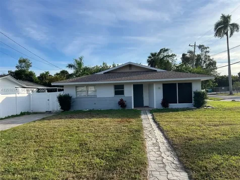 56 Cardinal Drive North Fort Myers FL 33917