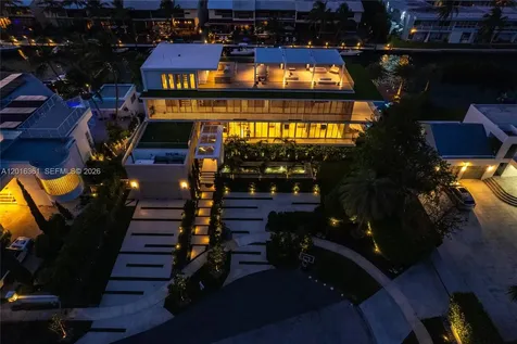 13390 Biscayne Bay Drive North Miami FL 33181