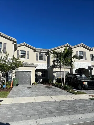 1211 SE 27th Terrace Homestead FL 33035