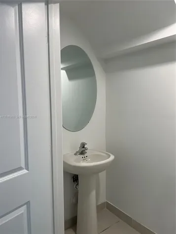 1211 SE 27th Terrace Homestead FL 33035