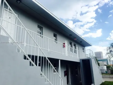 219 NW 10th Street Miami FL 33136