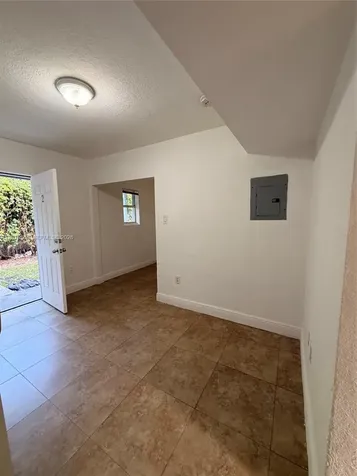 219 NW 10th Street Miami FL 33136