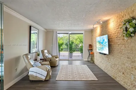 14185 SW 87th Street Miami FL 33183