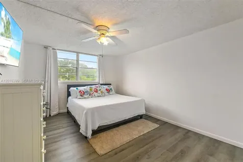 14185 SW 87th Street Miami FL 33183