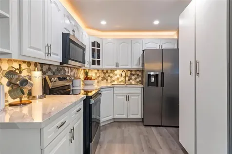 14185 SW 87th Street Miami FL 33183