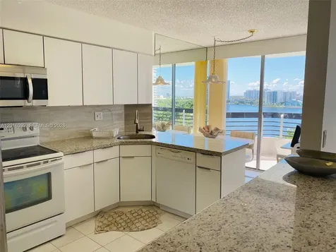 19101 NE 36th Court Aventura FL 33180