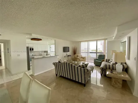 19101 NE 36th Court Aventura FL 33180