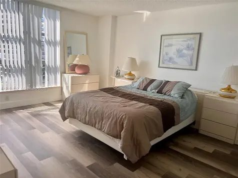 19101 NE 36th Court Aventura FL 33180