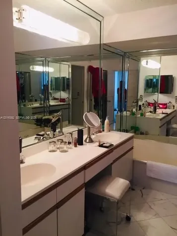 19101 NE 36th Court Aventura FL 33180