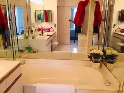 19101 NE 36th Court Aventura FL 33180