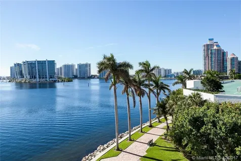 19101 NE 36th Court Aventura FL 33180
