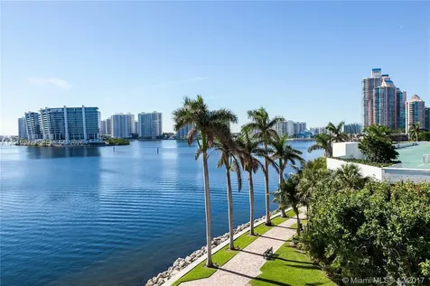 19101 NE 36th Court Aventura FL 33180
