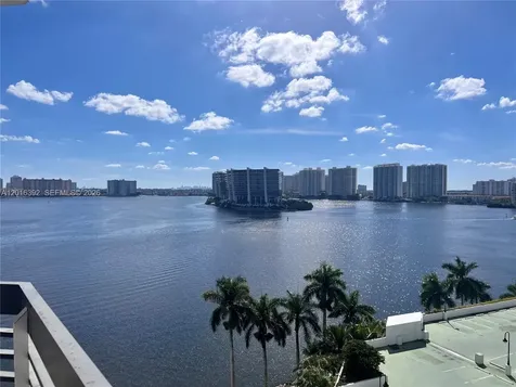 19101 NE 36th Court Aventura FL 33180