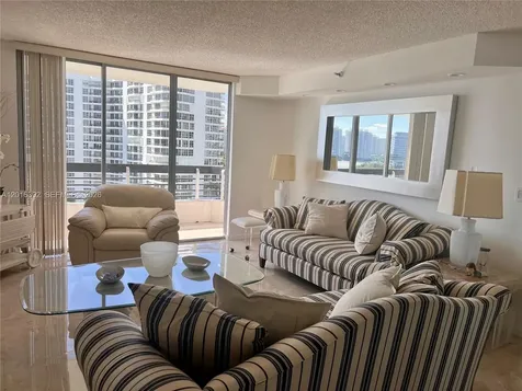 19101 NE 36th Court Aventura FL 33180