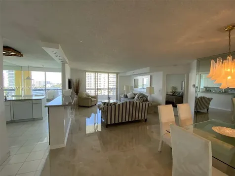 19101 NE 36th Court Aventura FL 33180