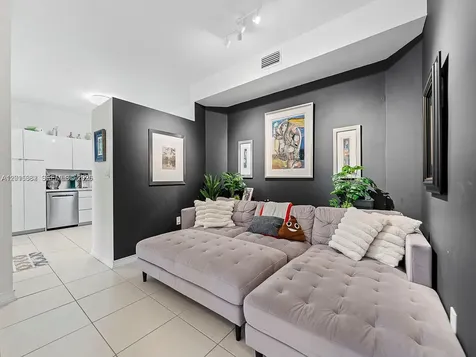 15533 N Miami Lakeway N Miami Lakes FL 33014