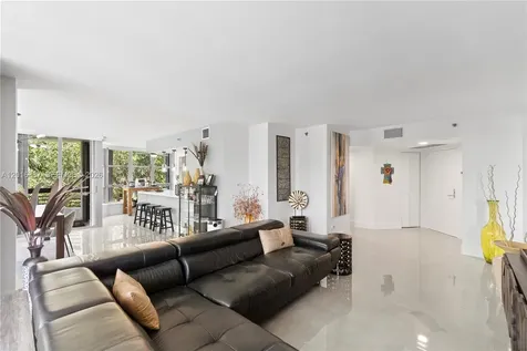 3600 Mystic Pointe Drive Aventura FL 33180