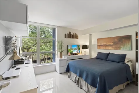 3600 Mystic Pointe Drive Aventura FL 33180