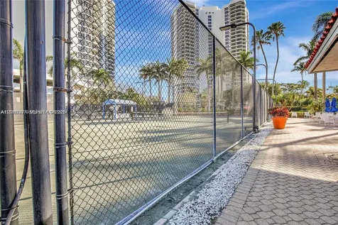 3600 Mystic Pointe Drive Aventura FL 33180
