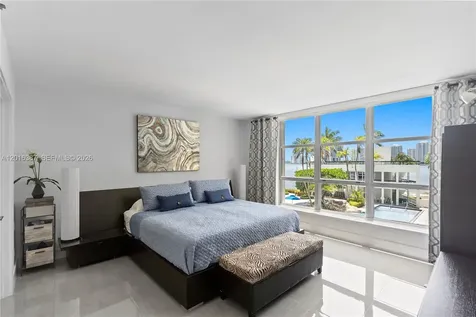 3600 Mystic Pointe Drive Aventura FL 33180