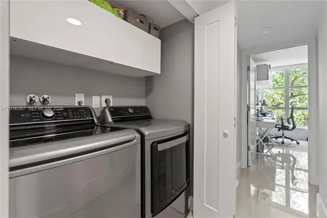 3600 Mystic Pointe Drive Aventura FL 33180