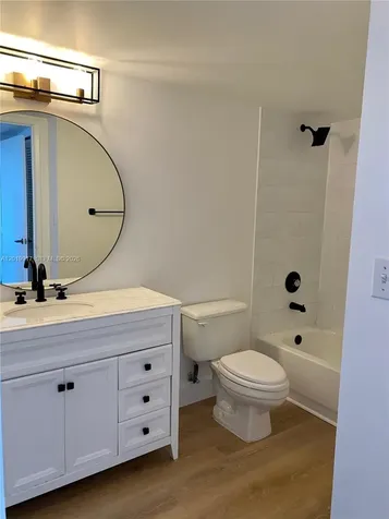 1688 West Avenue Miami Beach FL 33139