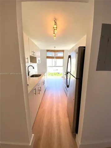 1688 West Avenue Miami Beach FL 33139