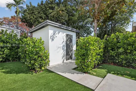 53 NW 68th Street Miami FL 33150
