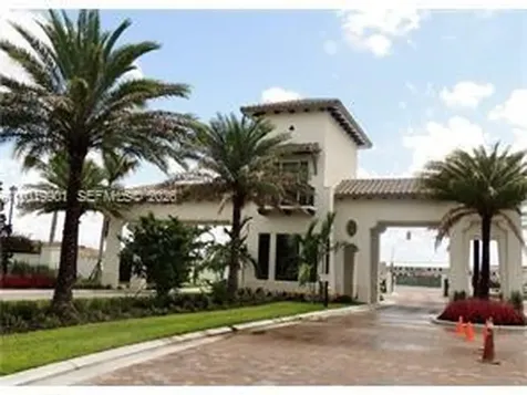9333 W 34th Court Hialeah FL 33018